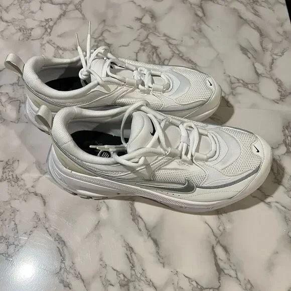 Nike Air Max Bliss 'Summit White' - Picture 5 of 16